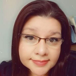 Meet your Posher, Cenia